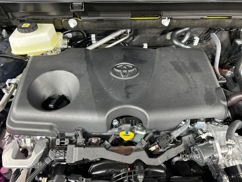 2026 Toyota RAV4 6AA-AXAN64 (UW-6a3b49b3d76dd)[9]