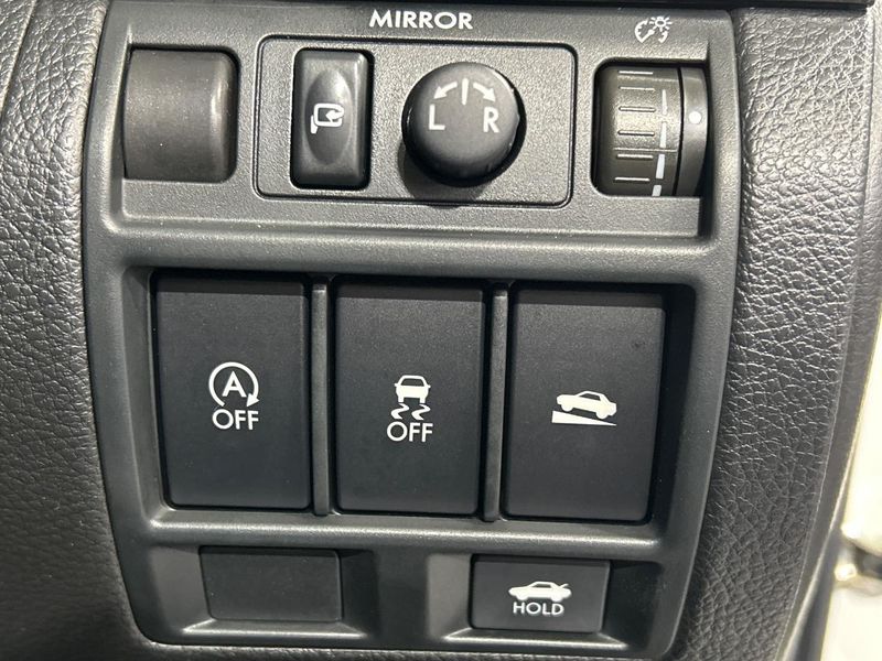 2013 Subaru Legacy B4 DBA-BMM (UW-6a3b49e65592a)[21]