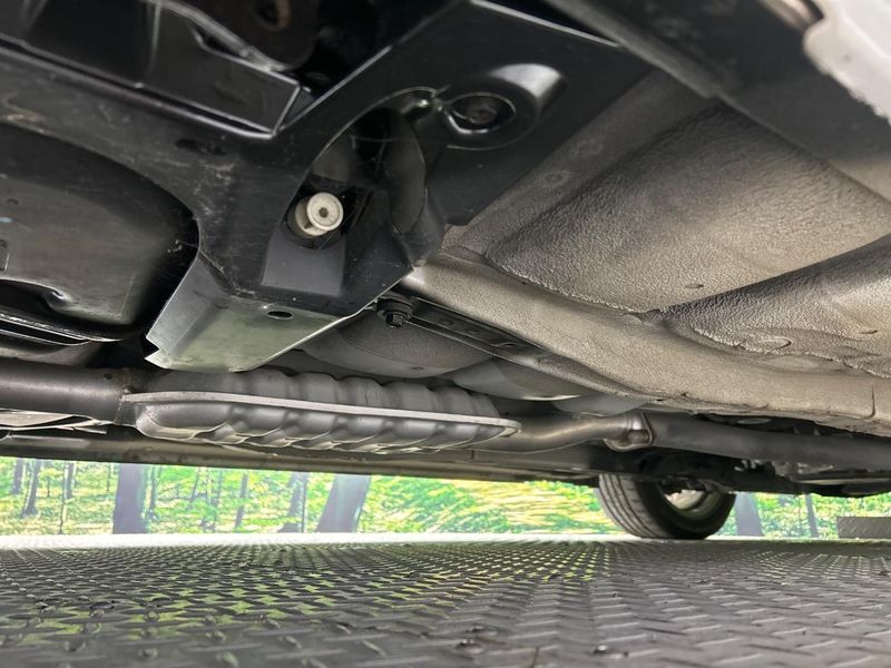 2013 Subaru Legacy B4 DBA-BMM (UW-6a3b49e65592a)[10]