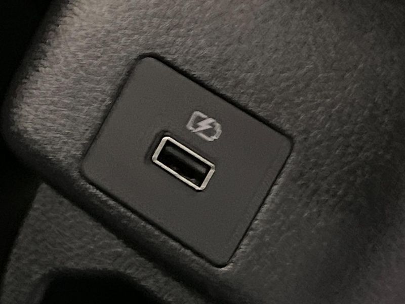2023 Nissan Aura 6AA-FE13 (UW-6a3b4a0432f67)[16]