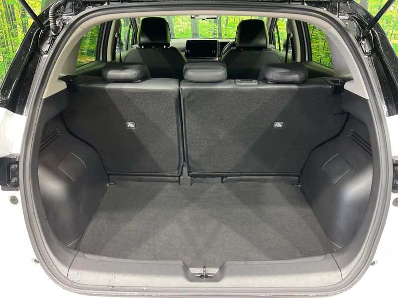 2023 Nissan Aura 6AA-FE13 (UW-6a3b4a0432f67)[9]