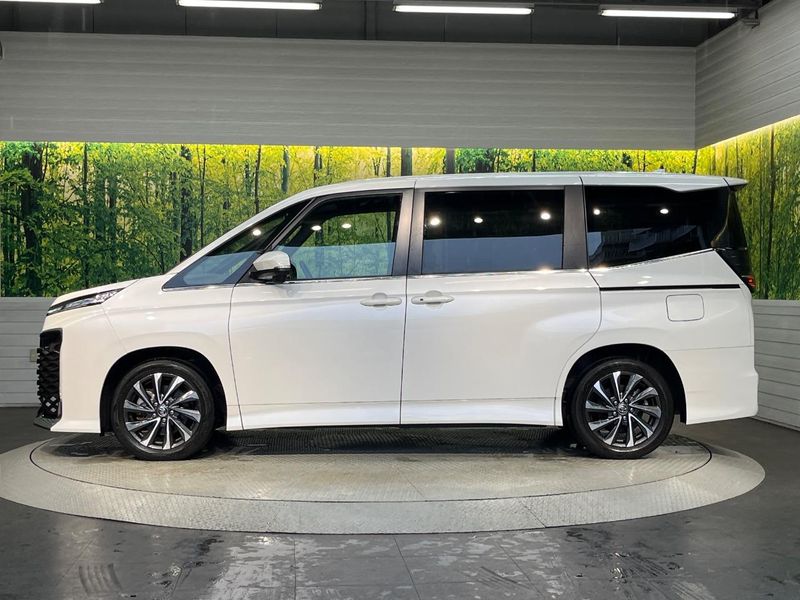 2023 Toyota Voxy 6BA-MZRA90W (UW-6a3b4b58f412b)[6]