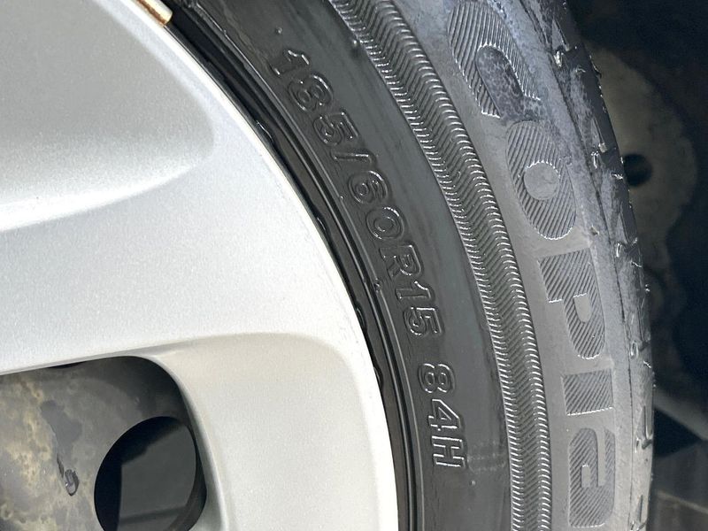2018 Toyota Aqua DAA-NHP10 (UW-6a3b4b6992cf4)[17]