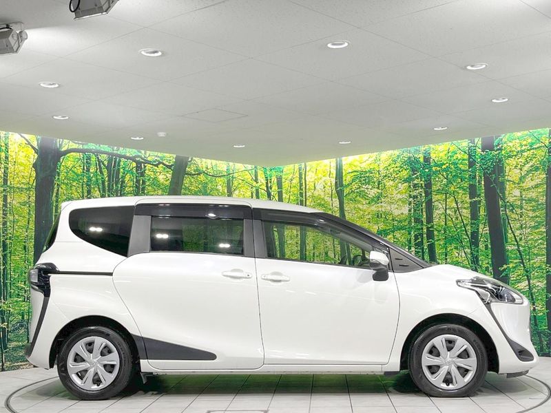 2019 Toyota Sienta DBA-NSP170G (UW-6a3b4b704db3c)[18]