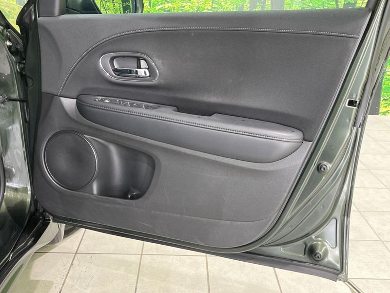2015 Honda Vezel DAA-RU4 (UW-6a3b4b8a5f23b)[4]