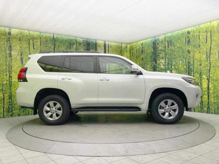 2022 Toyota Land Cruiser Prado 3BA-TRJ150W (UW-6a3b4ba8ea3b3)[10]