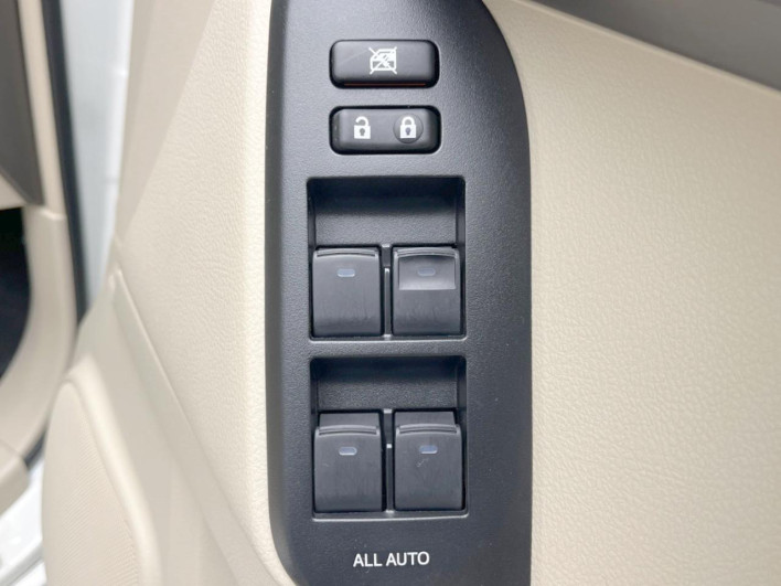 2022 Toyota Land Cruiser Prado 3BA-TRJ150W (UW-6a3b4ba8ea3b3)[24]