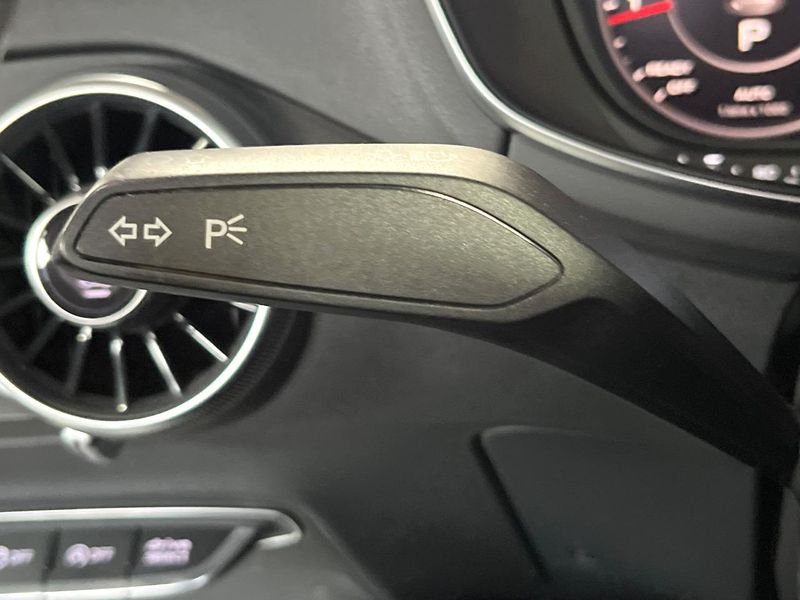 2016 Audi TT Coupe ABA-FVCHH (UW-6a3b4badccf14)[12]