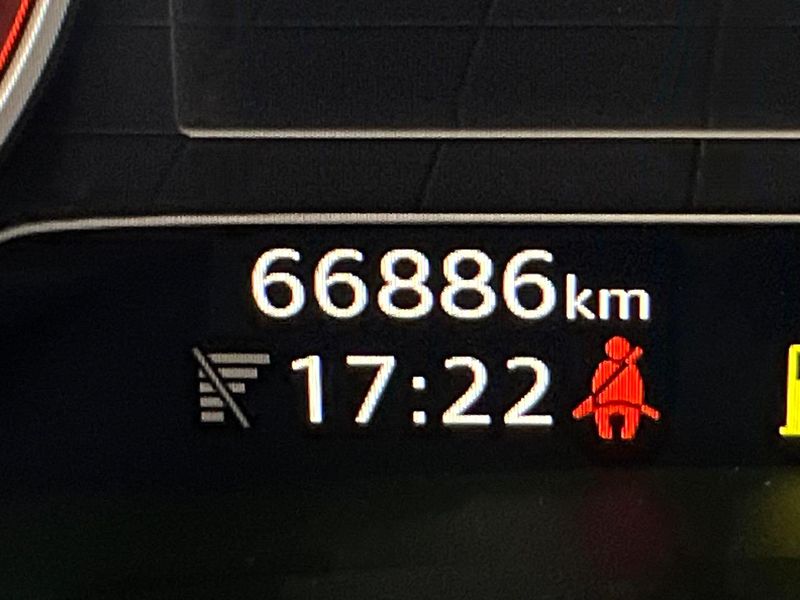 2016 Audi TT Coupe ABA-FVCHH (UW-6a3b4badccf14)[2]