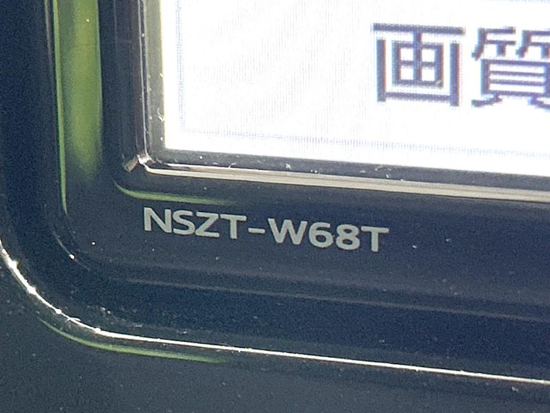2019 Toyota Prius DAA-ZVW51 (UW-6a3b4bed9e27f)[8]