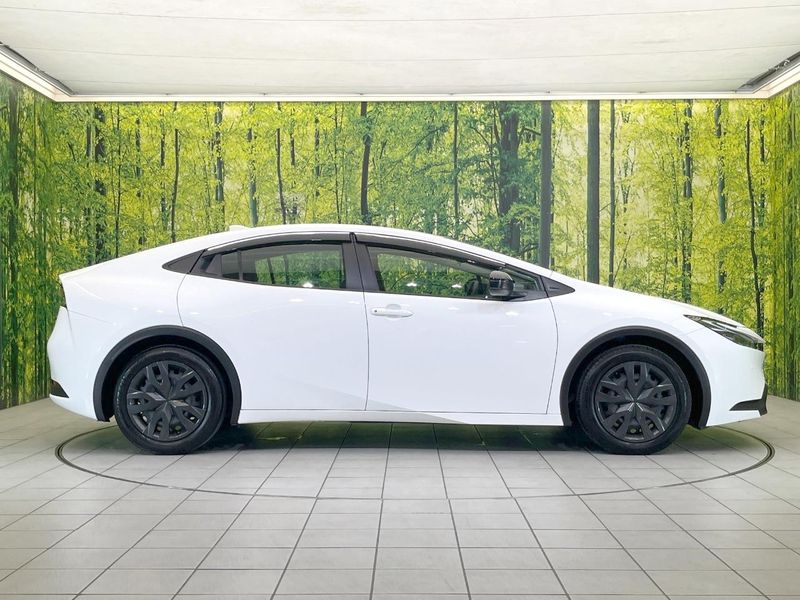 2023 Toyota Prius 6AA-ZVW60 (UW-6a3b4bf4be148)[8]