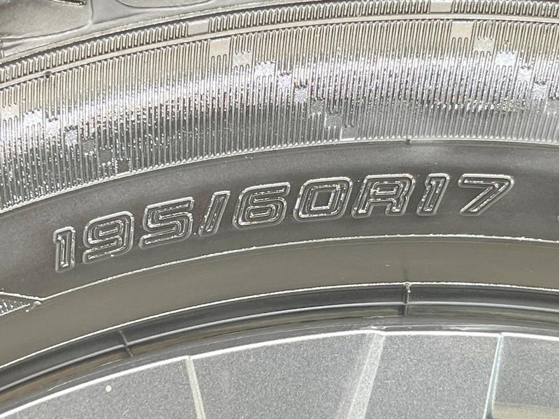 2023 Toyota Prius 6AA-ZVW60 (UW-6a3b4bf4be148)[19]