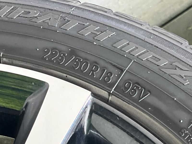 2017 Toyota C-HR DAA-ZYX10 (UW-6a3b4c05d7960)[20]