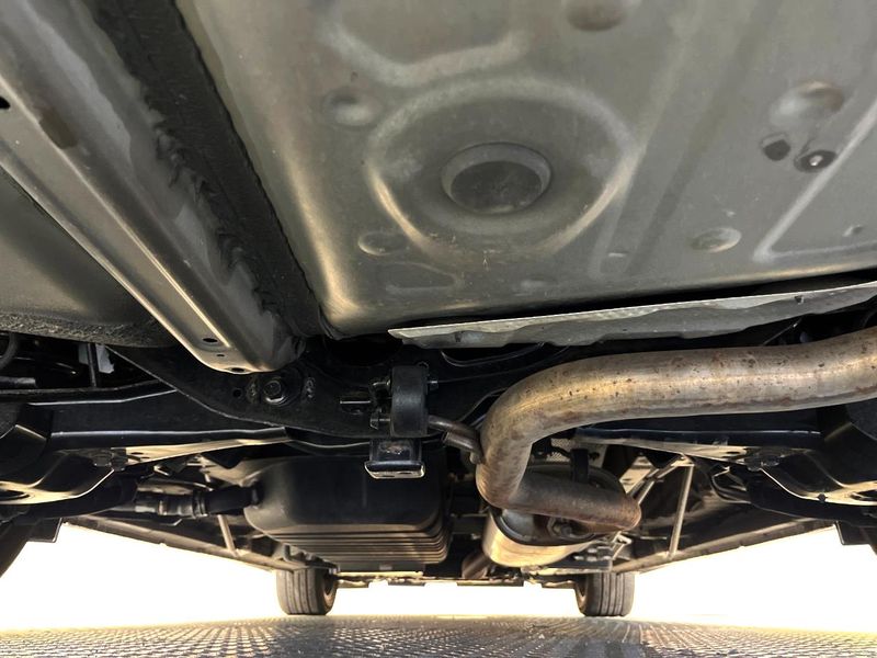 2017 Toyota Vellfire DBA-AGH30W (UW-6a3c9ae31e411)[18]