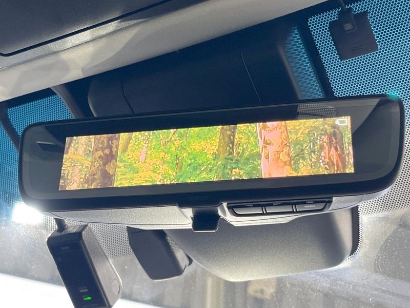 2018 Toyota Vellfire DBA-AGH30W (UW-6a3c9ae5ac12e)[26]