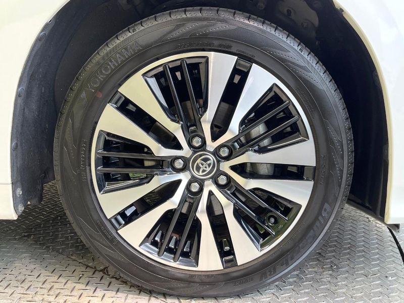 2022 Toyota Alphard 3BA-AGH30W (UW-6a3c9aec67da0)[17]