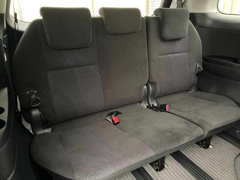 2012 Toyota Estima Hybrid DAA-AHR20W (UW-6a3c9af86d2aa)[26]