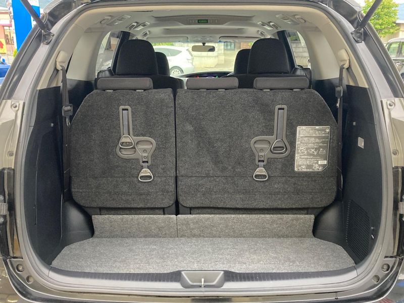2012 Toyota Estima Hybrid DAA-AHR20W (UW-6a3c9af86d2aa)[27]