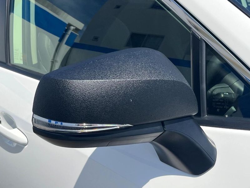 2023 Toyota RAV4 6AA-AXAH54 (UW-6a3c9b0089544)[28]