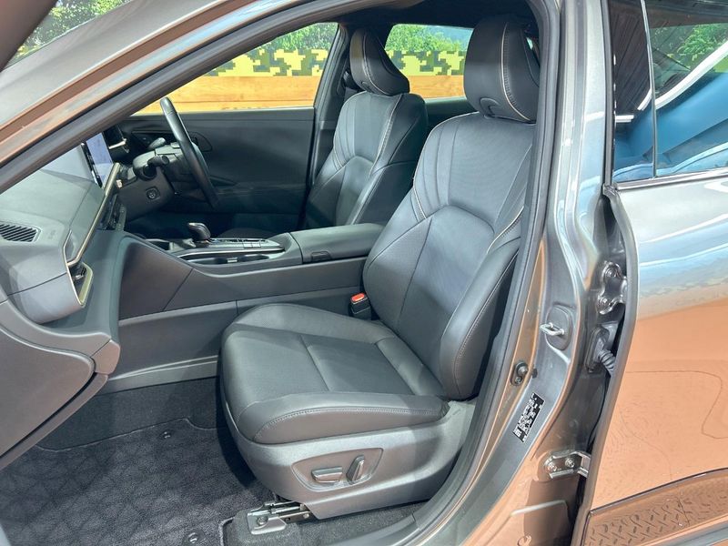 2023 Toyota Crown Crossover 6AA-AZSH35 (UW-6a3c9b0ee2b05)[21]