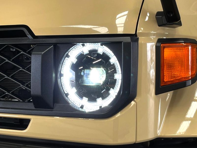 2025 Toyota Land Cruiser 70 3DA-GDJ76W (UW-6a3c9b5d9984c)[10]