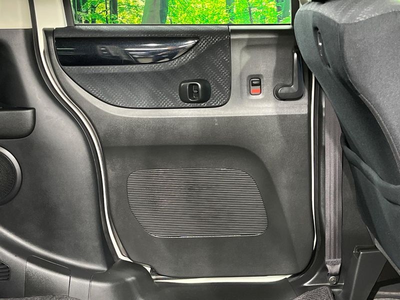 2013 Honda N-BOX CUSTOM DBA-JF1 (UW-6a3c9ba2e1cf0)[15]
