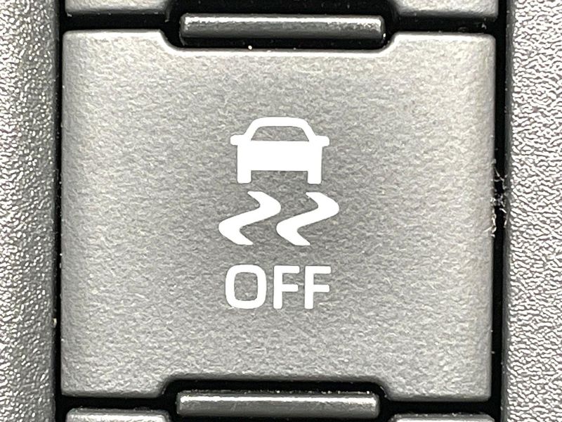 2023 Toyota Yaris 5BA-KSP210 (UW-6a3c9be284c40)[13]