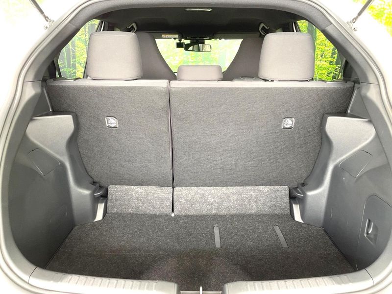 2023 Toyota Yaris 5BA-KSP210 (UW-6a3c9be284c40)[19]