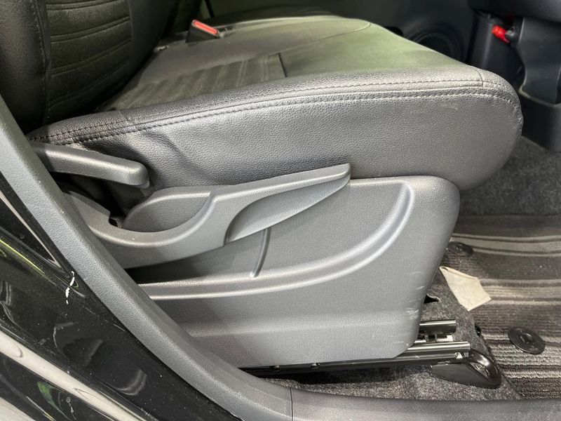 2018 Daihatsu Cast DBA-LA250S (UW-6a3c9beb9617a)[24]