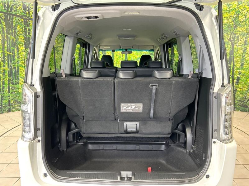 2012 Honda Stepwgn Spada DBA-RK5 (UW-6a3c9ca5a7d2b)[27]