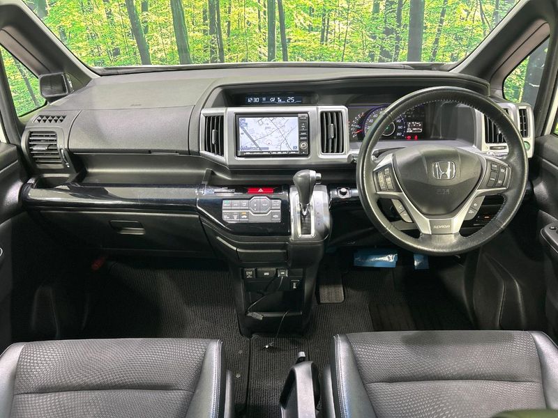 2012 Honda Stepwgn Spada DBA-RK5 (UW-6a3c9ca5a7d2b)[28]