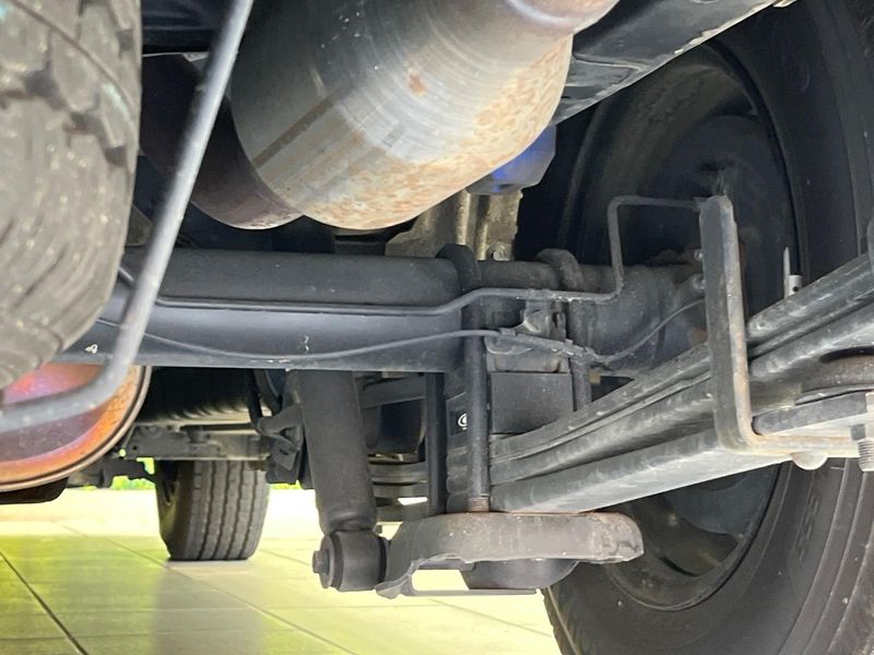 2023 Toyota Hiace Van 3BF-TRH216K (UW-6a3c9ccd1f18e)[20]