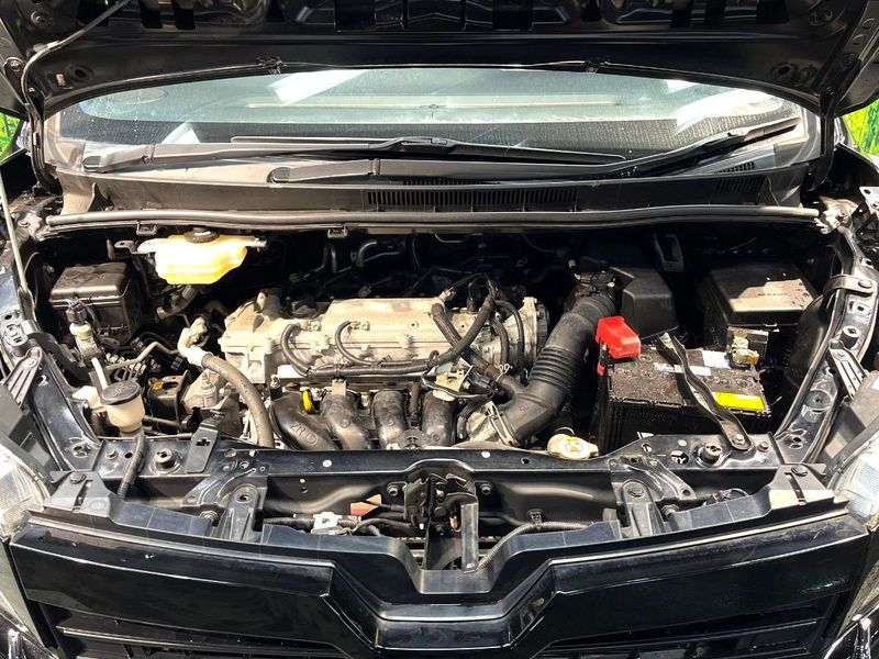 2020 Toyota Voxy 3BA-ZRR80W (UW-6a3c9cfe31092)[4]