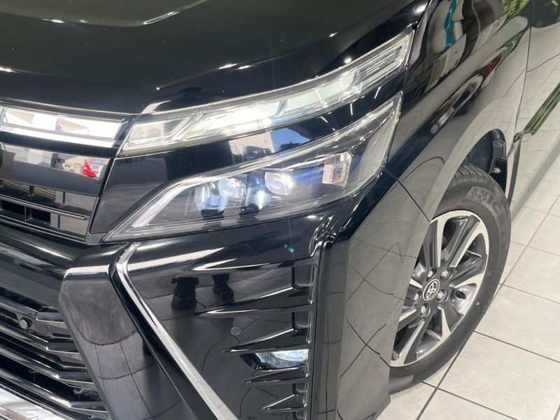 2019 Toyota Voxy DBA-ZRR85W (UW-6a3c9d00ef698)[24]