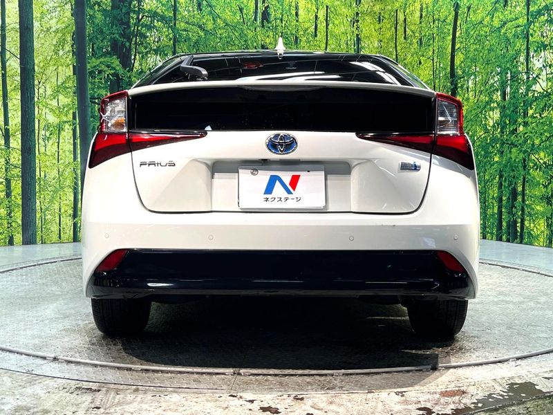 2019 Toyota Prius DAA-ZVW51 (UW-6a3c9d0f27089)[11]