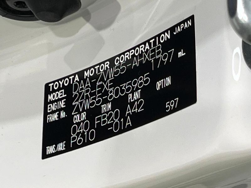 2016 Toyota Prius DAA-ZVW55 (UW-6a3c9d13c3356)[1]