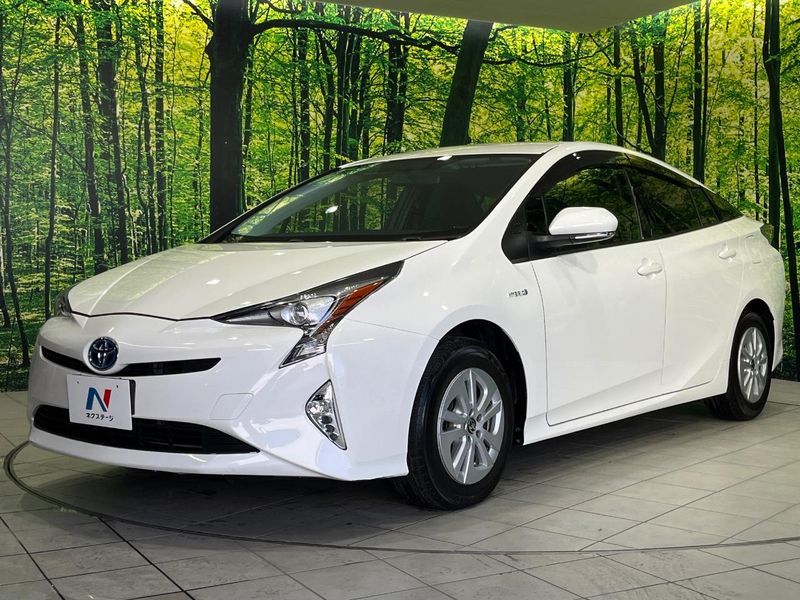 2016 Toyota Prius DAA-ZVW55 (UW-6a3c9d13c3356)[17]