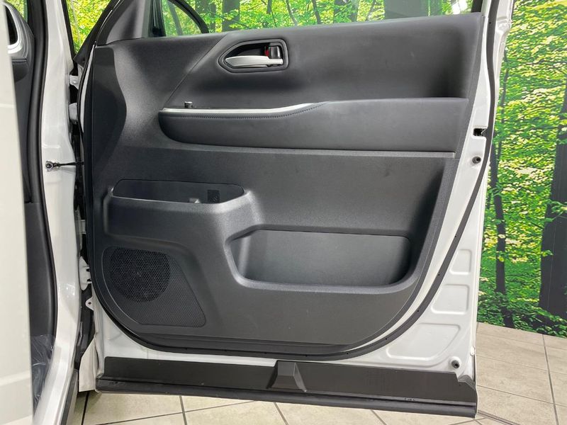 2023 Toyota Voxy 6AA-ZWR90W (UW-6a3c9d1eedc61)[16]