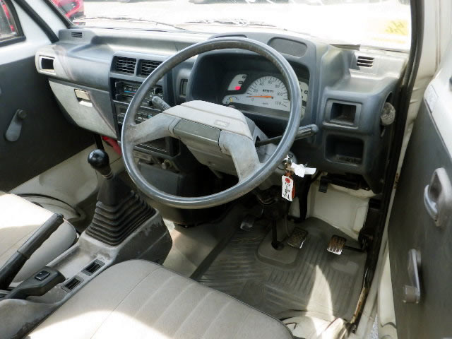 1992 Mitsubishi Minicab Truck U42T (UW-6a3cd968b6144)[10]