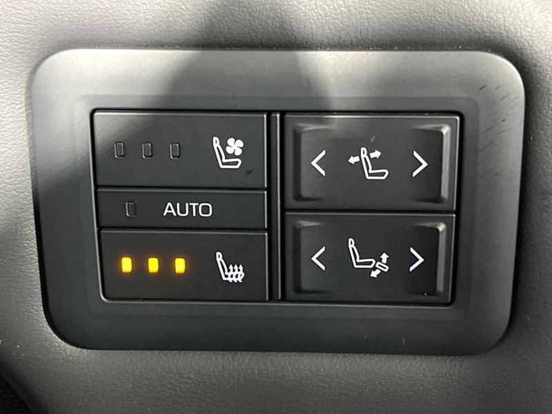 2024 Toyota Vellfire Hybrid 6AA-AAHH40W (UW-6a41e0d74c7de)[13]