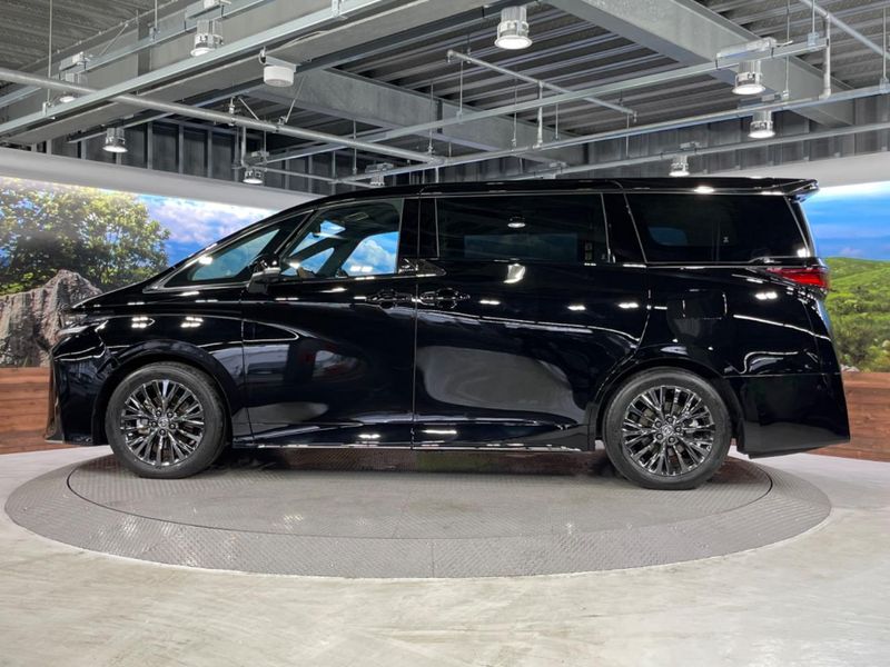 2023 Toyota Vellfire Hybrid 6AA-AAHH40W (UW-6a41e0d7e0f91)[25]