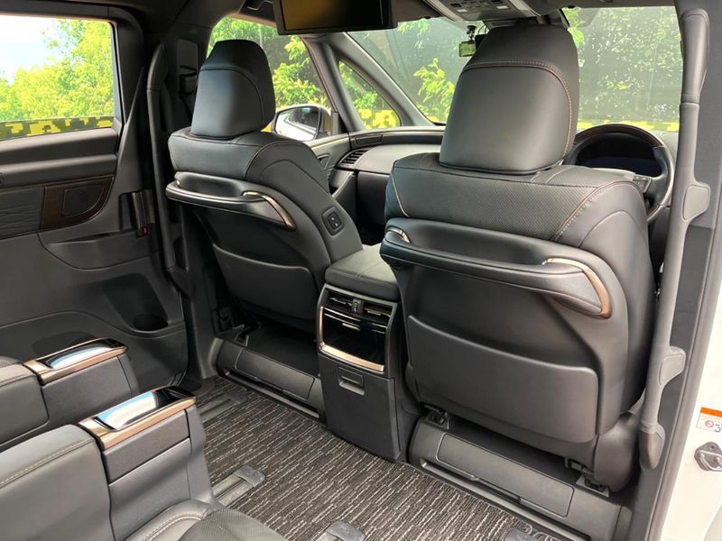 2023 Toyota Alphard Hybrid 6AA-AAHH40W (UW-6a41e0d8ccd5a)[27]