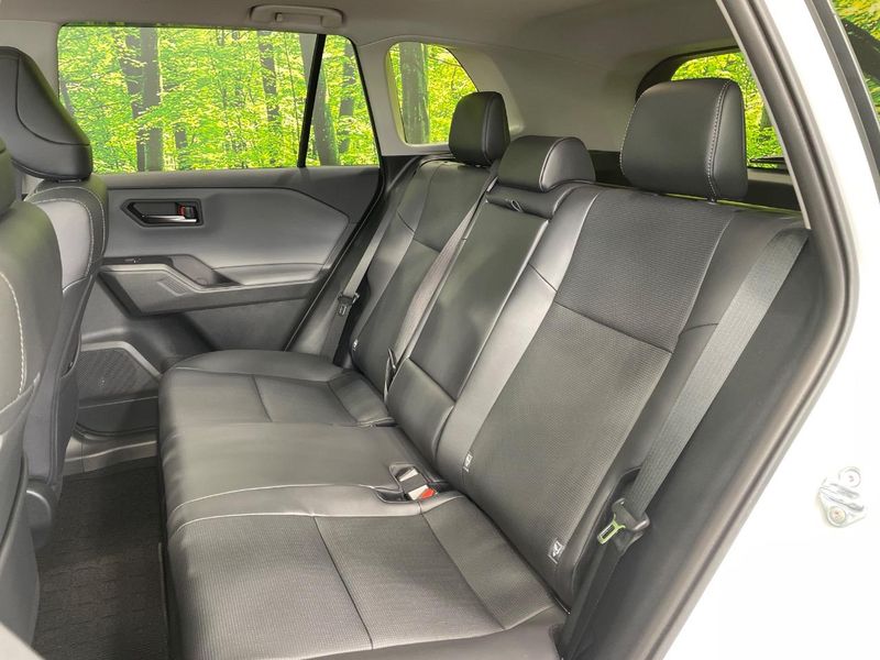 2026 Toyota RAV4 6AA-AXAN64 (UW-6a41e0fc33e46)[13]