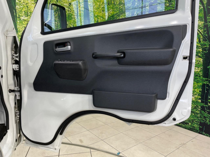 2022 Suzuki Carry Truck 3BD-DA16T (UW-6a41e12ac3388)[28]