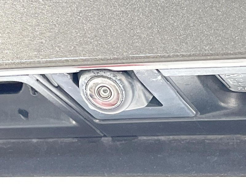 2020 Mazda CX-30 5BA-DMEP (UW-6a41e131697c2)[21]