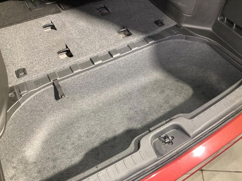 2018 Nissan Serena DAA-GFC27 (UW-6a41e14d3f00d)[10]