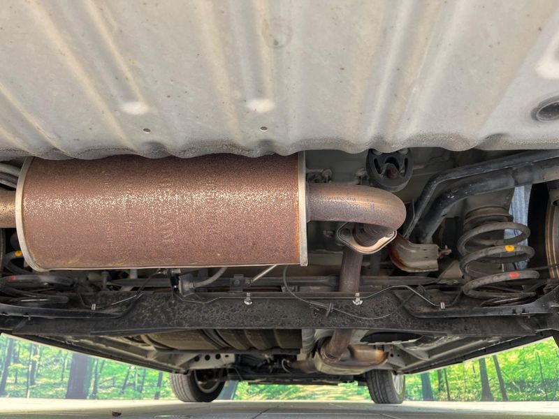2015 Nissan Serena DAA-HFC26 (UW-6a41e17031c80)[13]