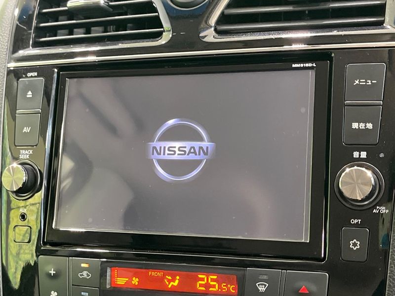 2015 Nissan Serena DAA-HFC26 (UW-6a41e17031c80)[16]