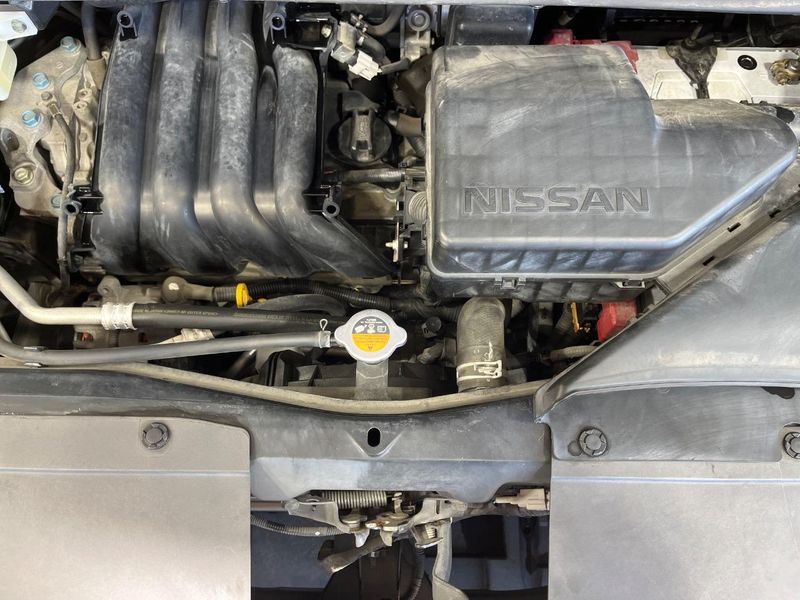 2015 Nissan Serena DAA-HFC26 (UW-6a41e17031c80)[4]