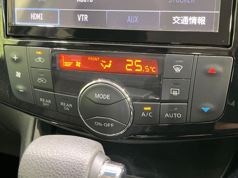 2015 Nissan Serena DAA-HFC26 (UW-6a41e17031c80)[18]
